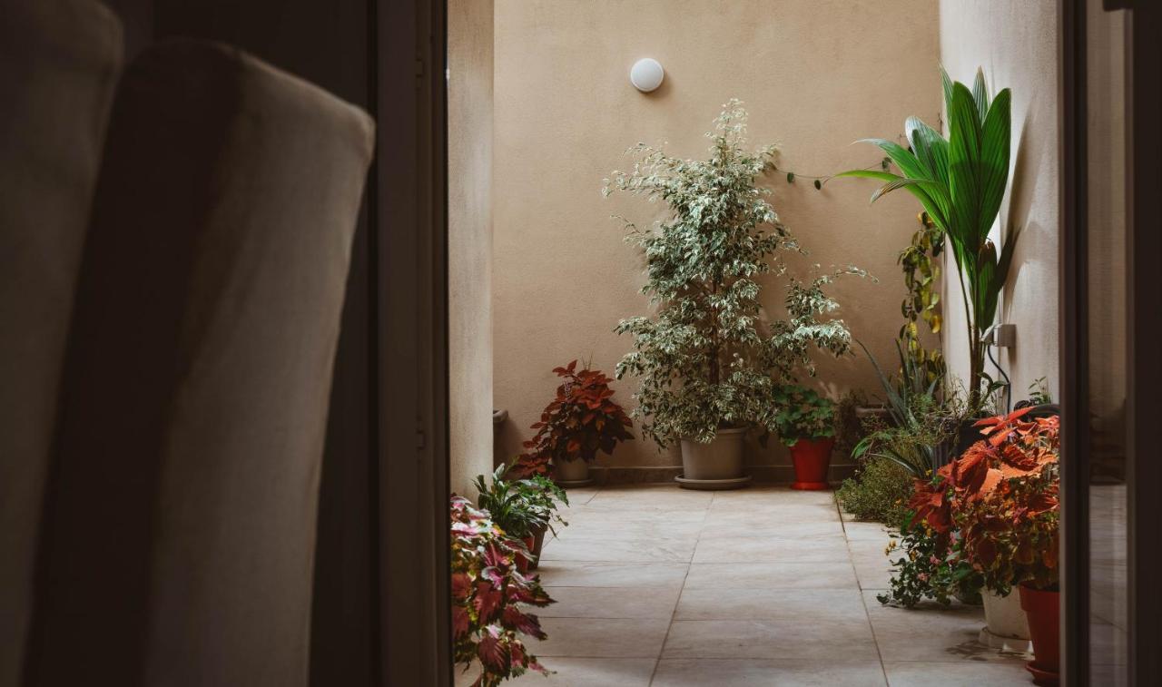 Fauzia B&B Hamrun エクステリア 写真